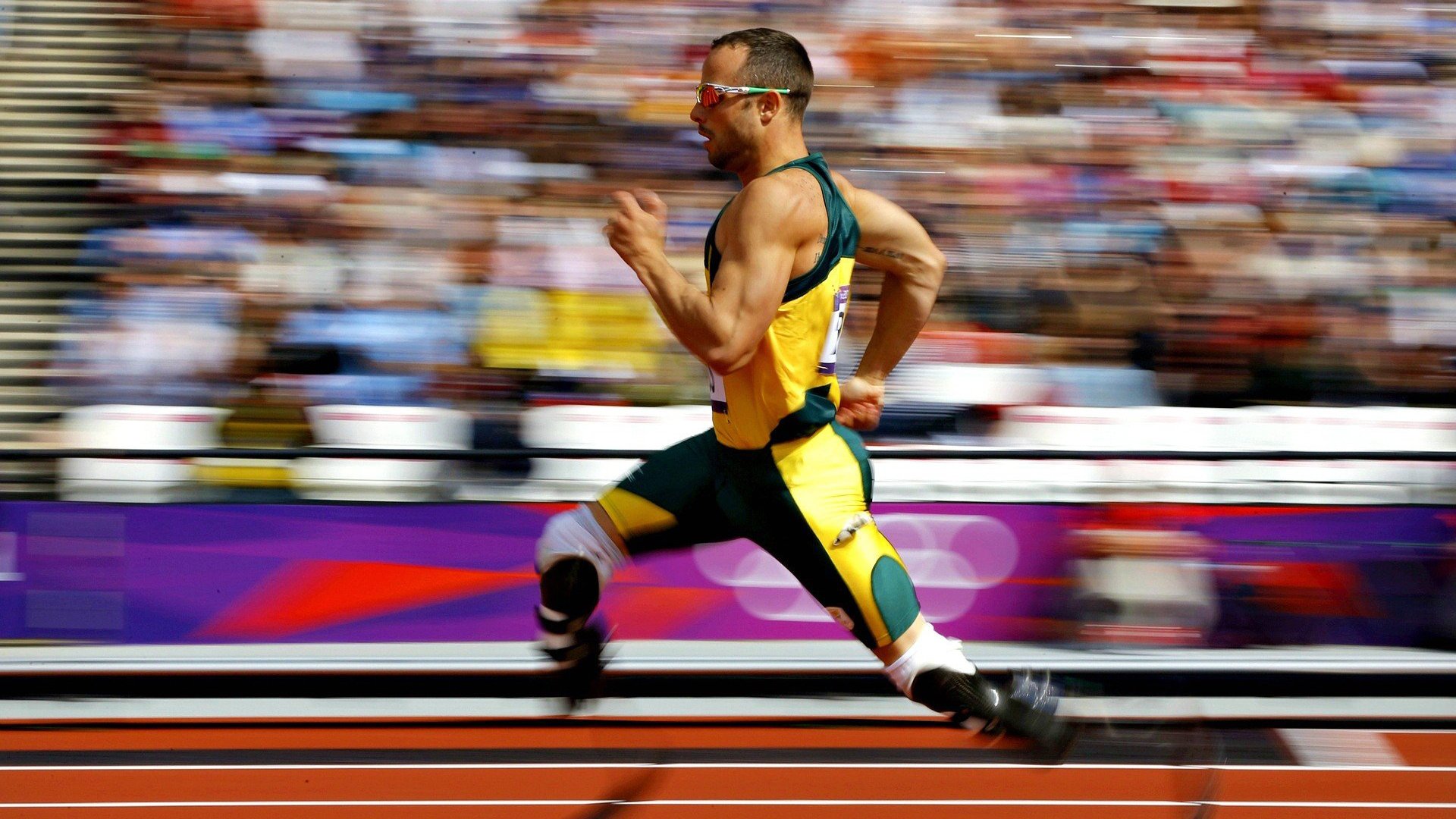 英超经典比赛，精彩入球和神级扑救刷出新高度，英超精彩进球